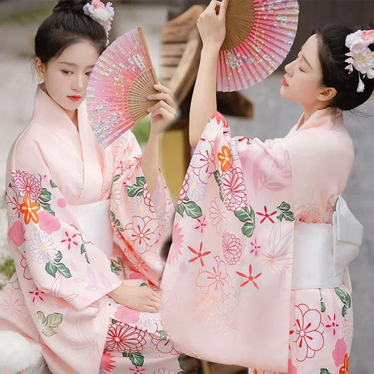 Kimono Traditional Japanese — photo 1