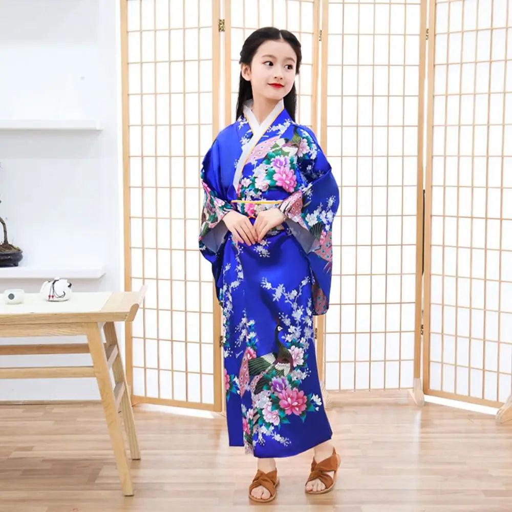 Girl Kimono Katana