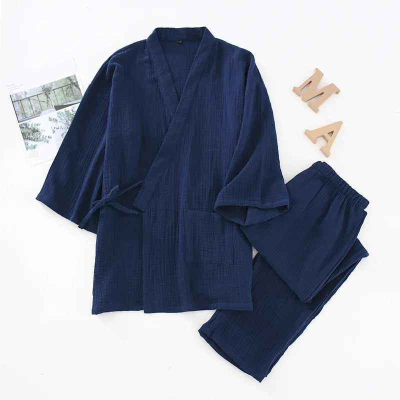 Kimono in Japanese