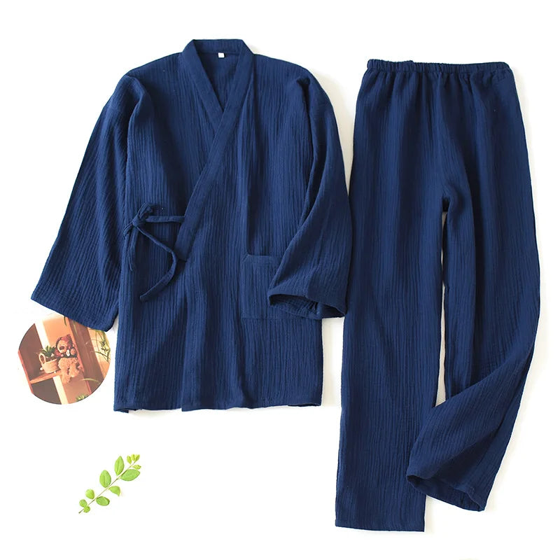 Kimono in Japanese